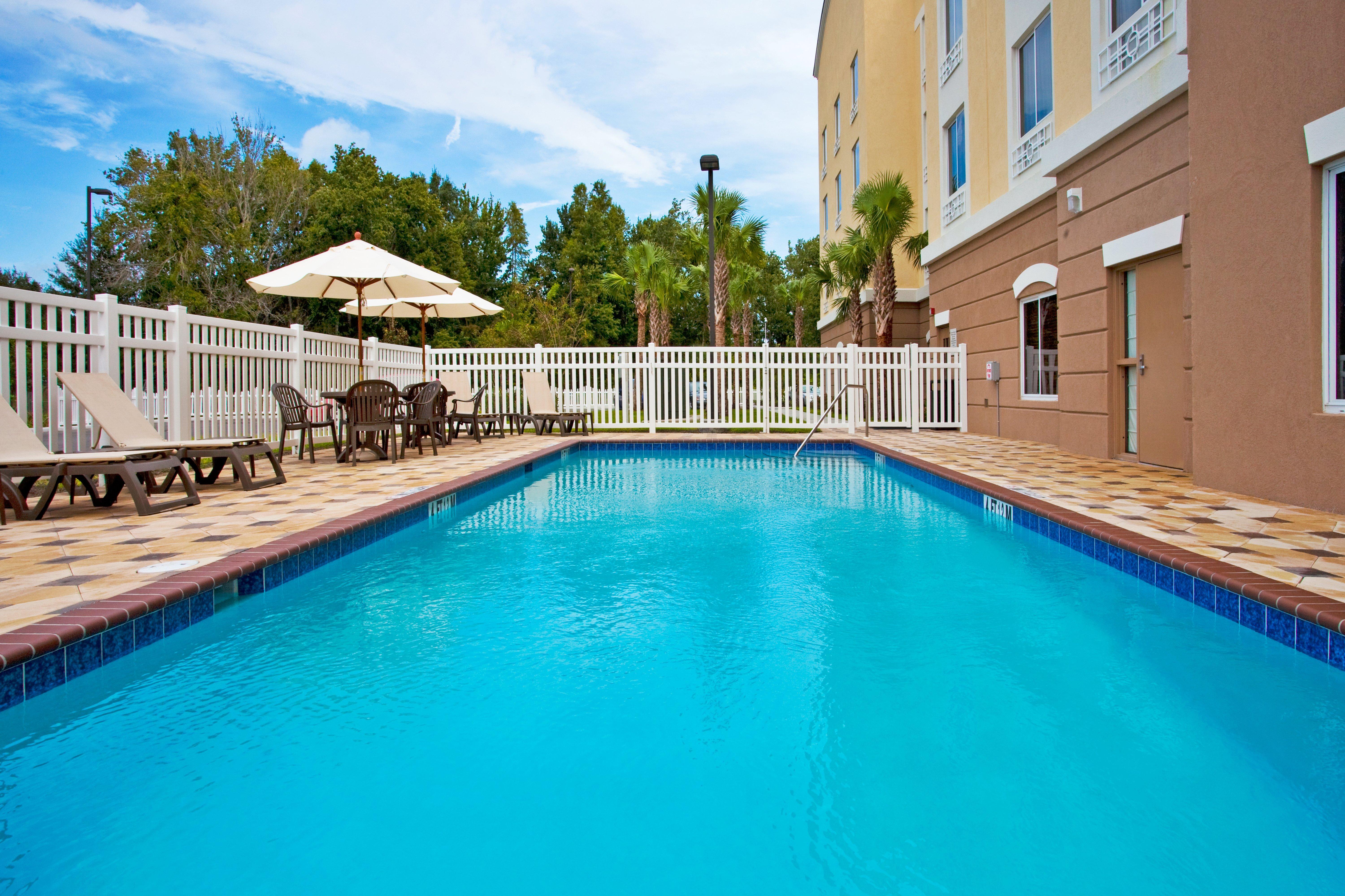 Holiday Inn Express Crystal River By Ihg Экстерьер фото